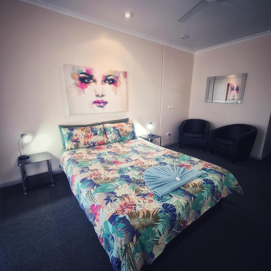 Wentworth Central Motor Inn Eksteriør bilde